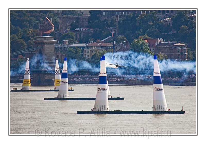 Red Bull Air Race Budapest 0010.jpg